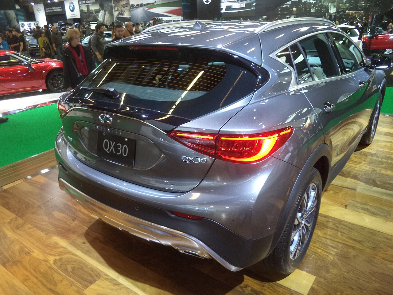 Infiniti QX30 2.0t M270