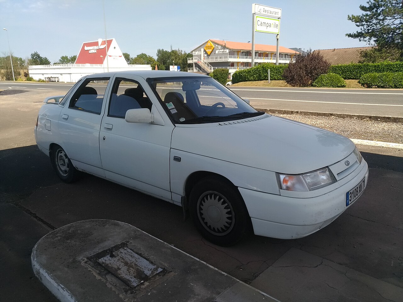 Lada 112 2112 1.6i 16V Schraegheck