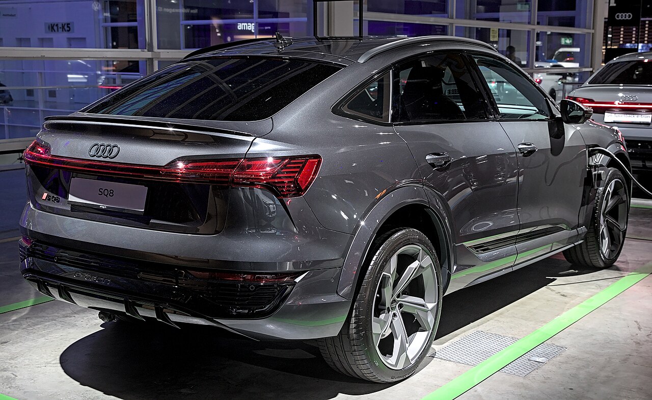 Audi SQ8 e-tron quattro