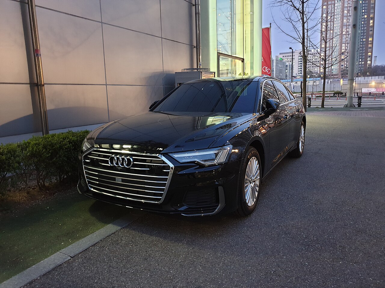 Audi A6 C8 55 TFSI e quattro PHEV