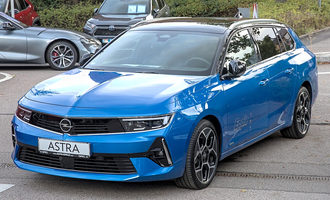Opel Astra L 1.6 Turbo Hybrid