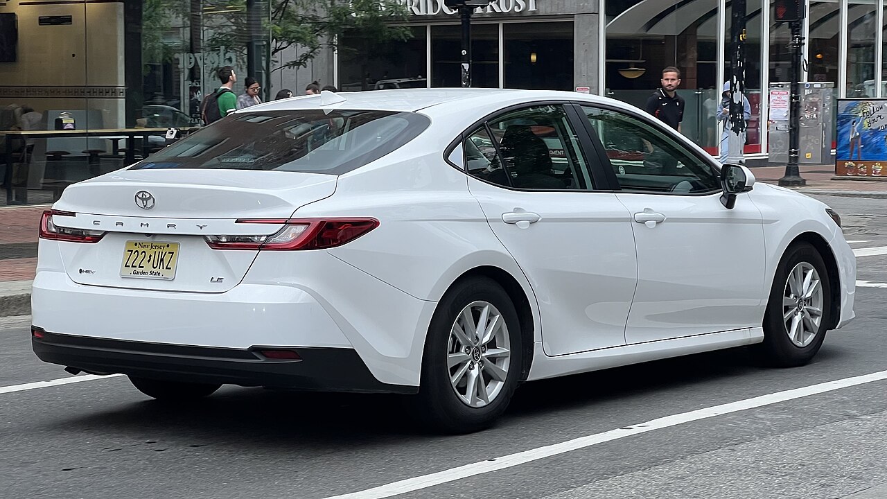 Toyota Camry Gen9 XV80 2.5 Hybrid AWD