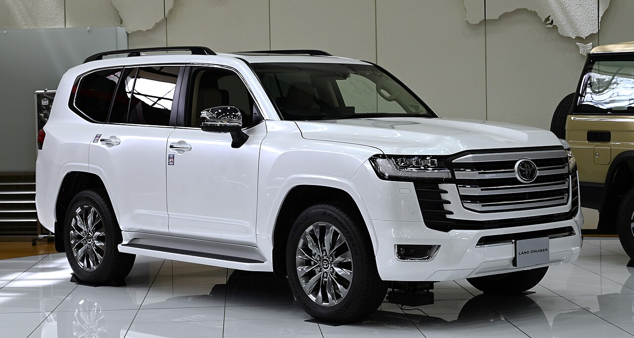 Toyota Land Cruiser 300 3.5 V6 Twin-Turbo
