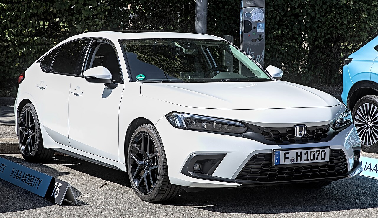 Honda Civic 11th gen 2.0 e:HEV FL