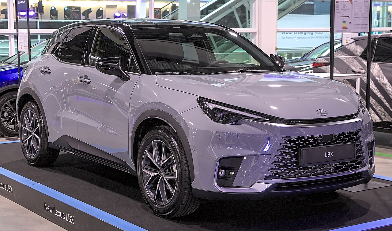 Lexus LBX 1.5 HEV MAYH10