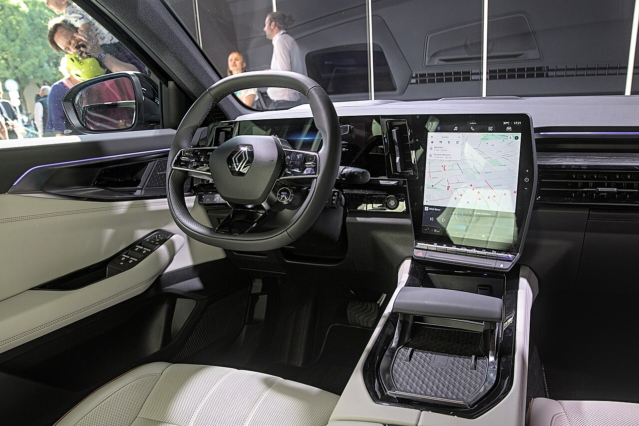 Renault Espace E-Tech full hybrid VI / RFC