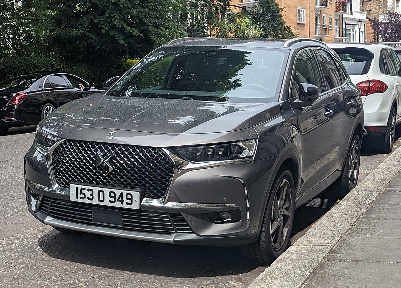 DS DS7 E-Tense Plug-in Hybrid facelift