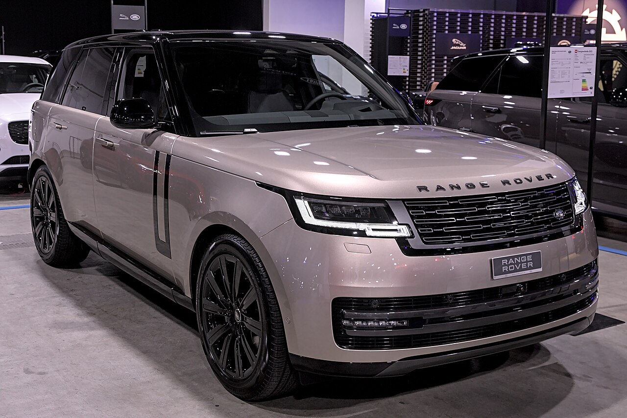 Land Rover Range Rover P615 SV V8 L460