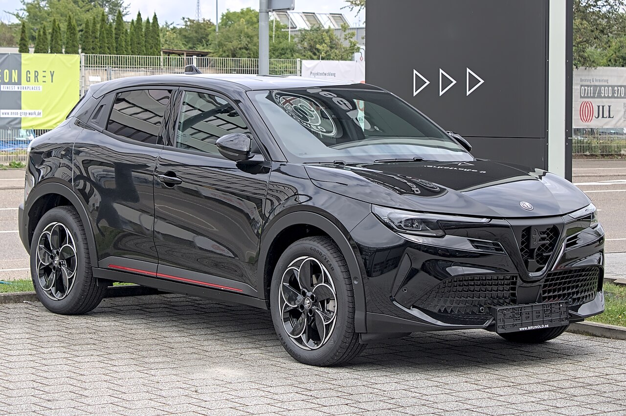 Alfa Romeo Junior Elettrica BEV