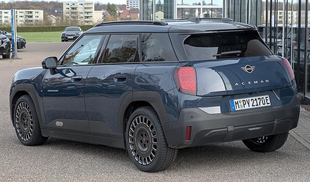 MINI Aceman SE J05 Electric