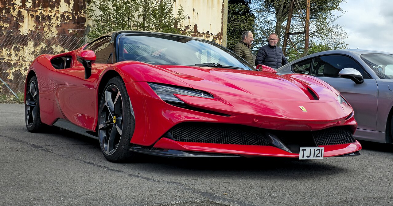Ferrari SF90 XX Spider