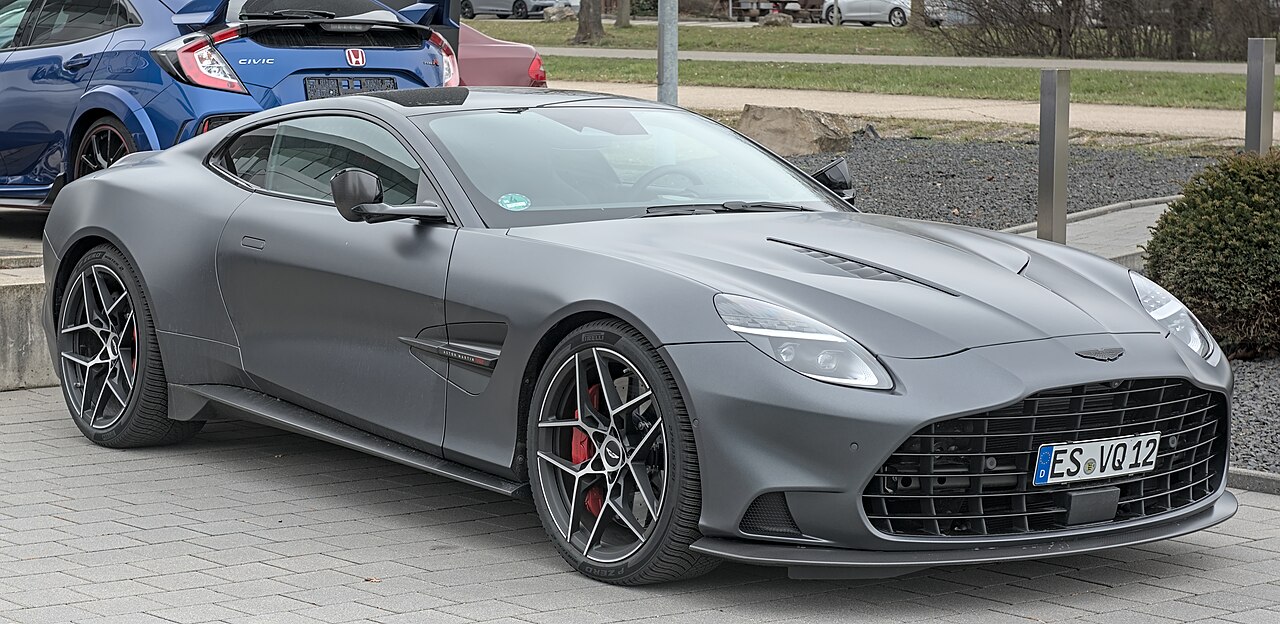 Aston Martin Vanquish 5.2 V12 Twin-Turbo