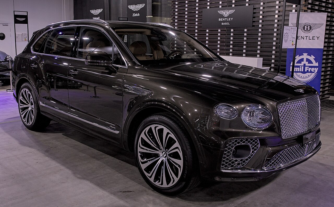 Bentley Bentayga EWB Hybrid 3.0 V6 PHEV