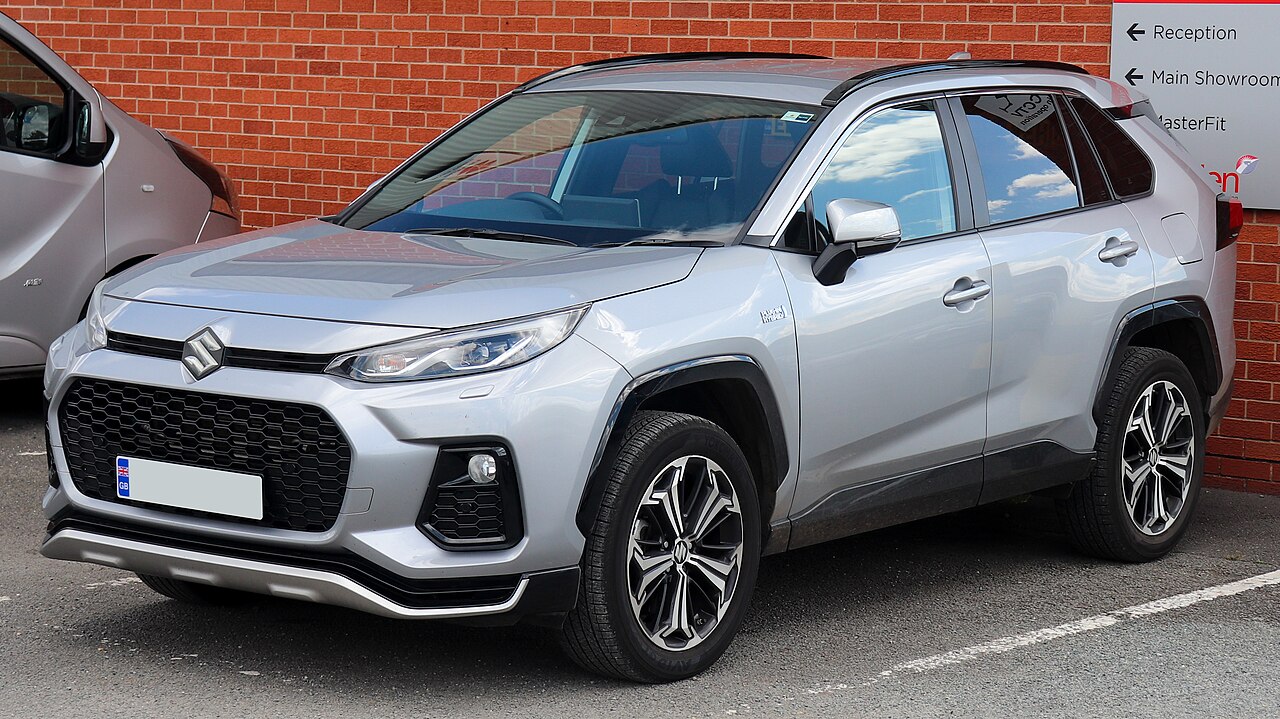 Suzuki Across 2.5 Plug-in Hybrid E-Four AWD
