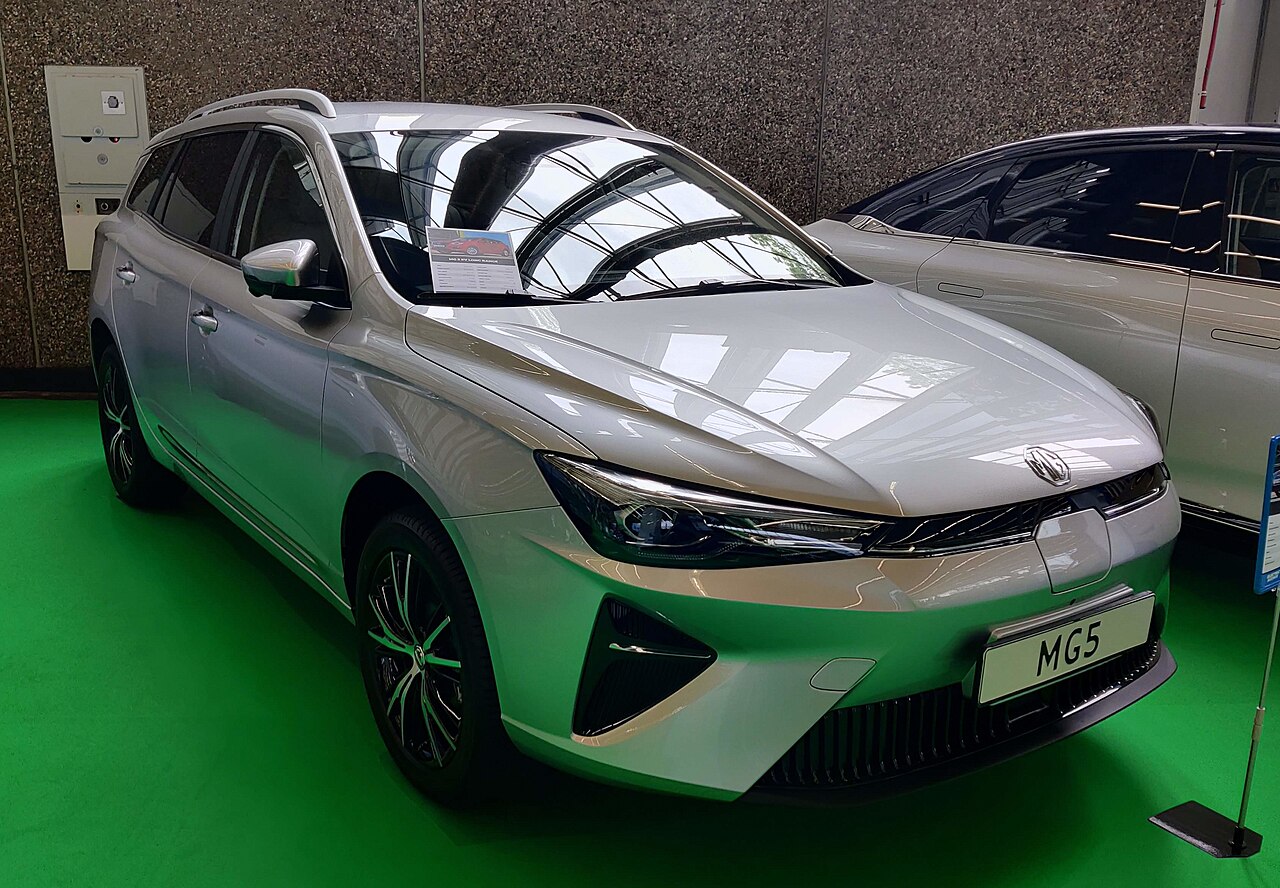 MG MG5 EV Long Range 61kWh EP2