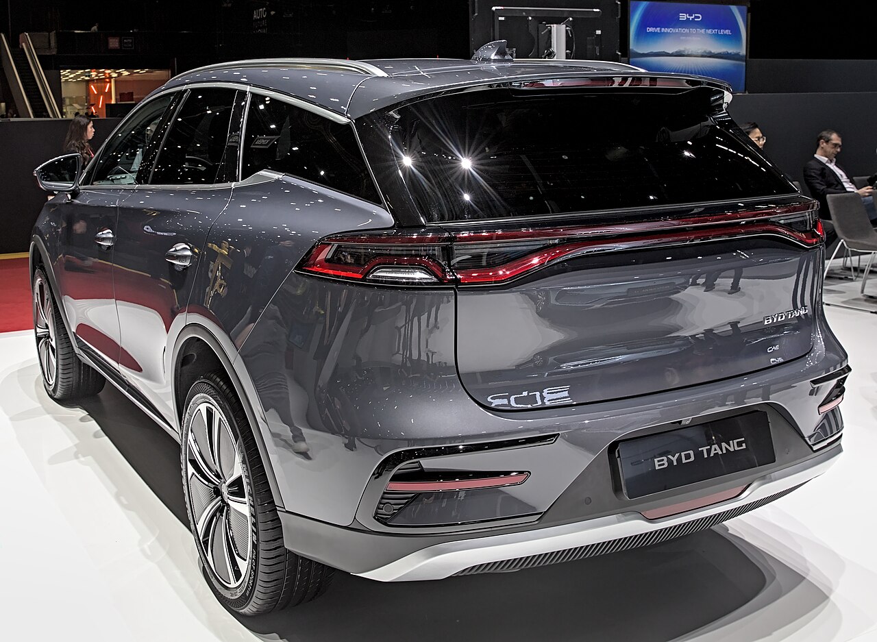 BYD Tang Facelift EV AWD