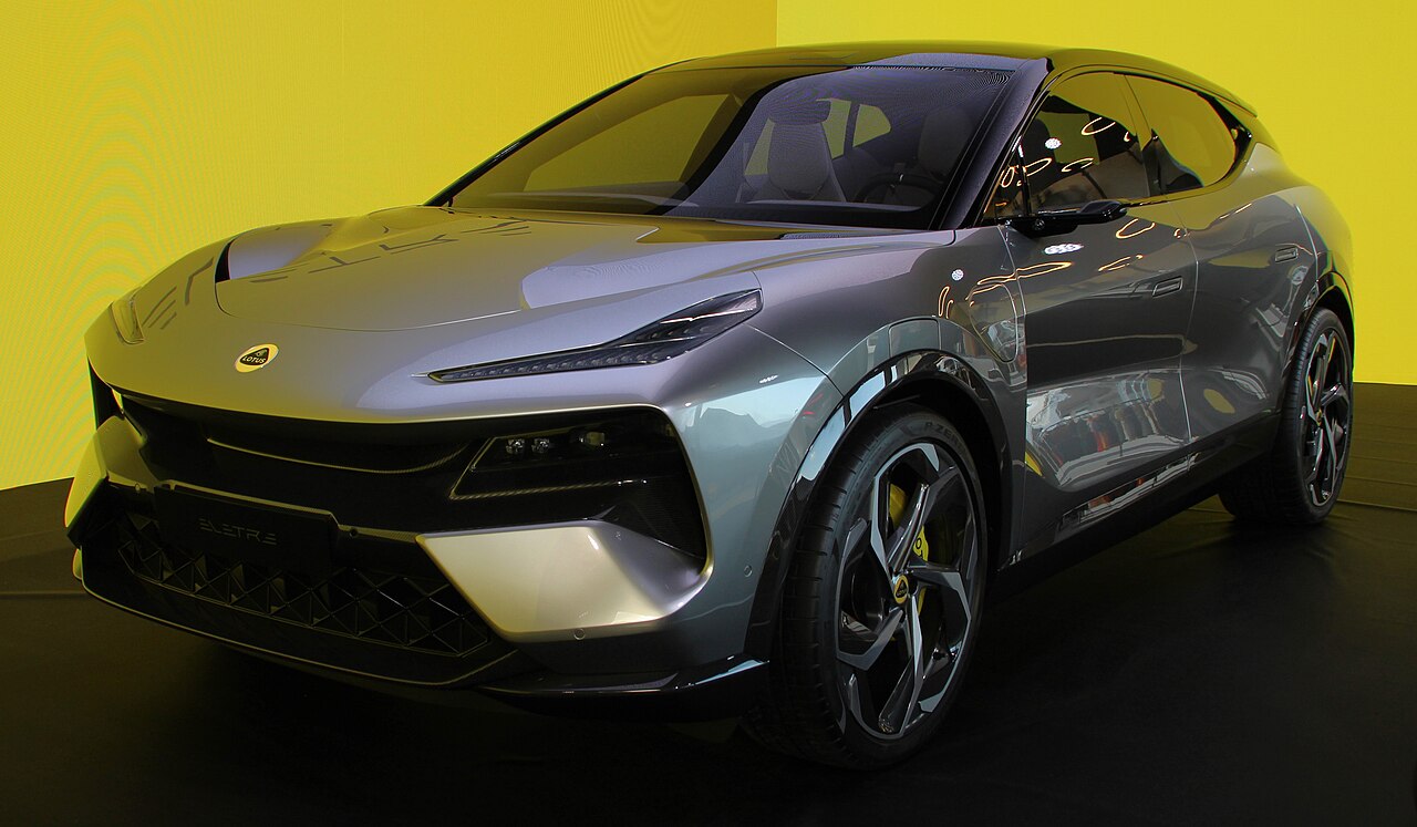 Lotus Eletre R