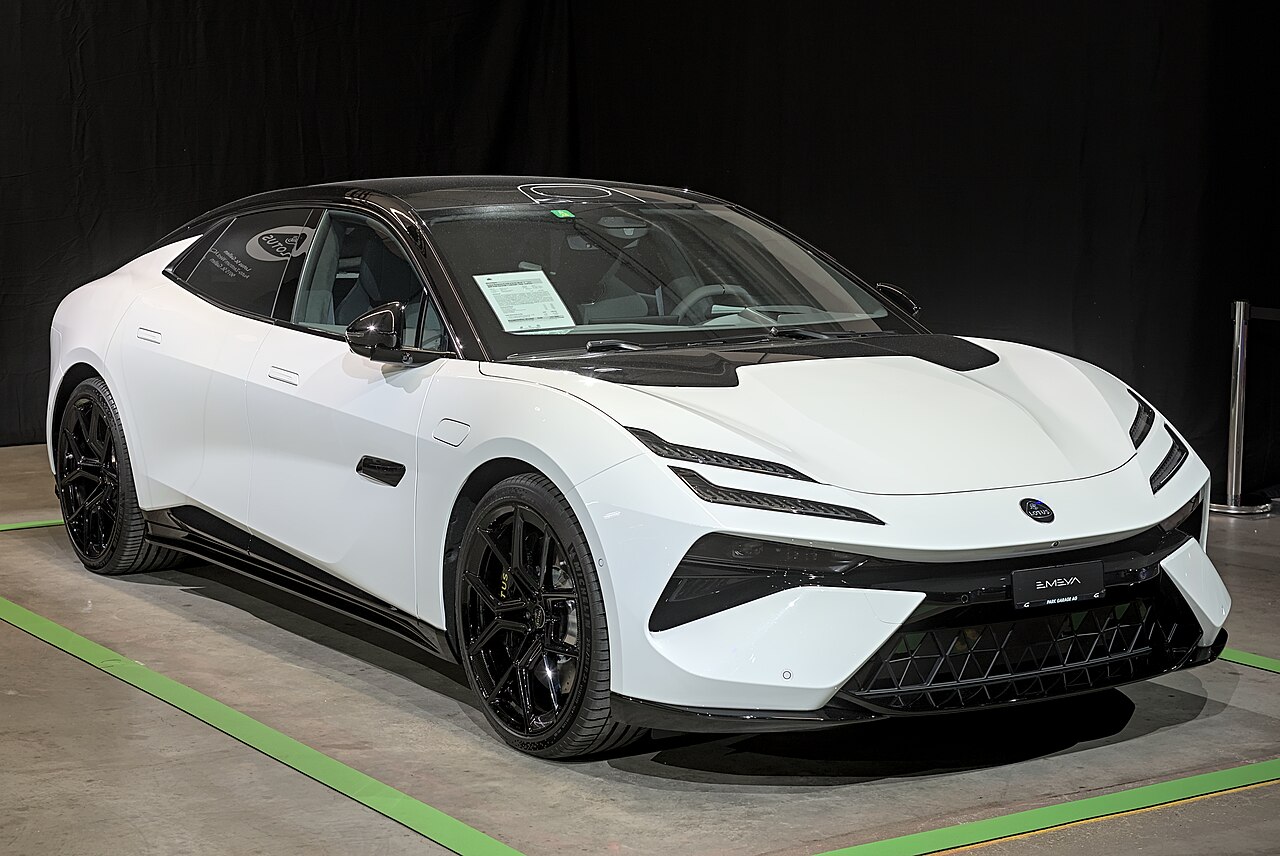 Lotus Emeya R