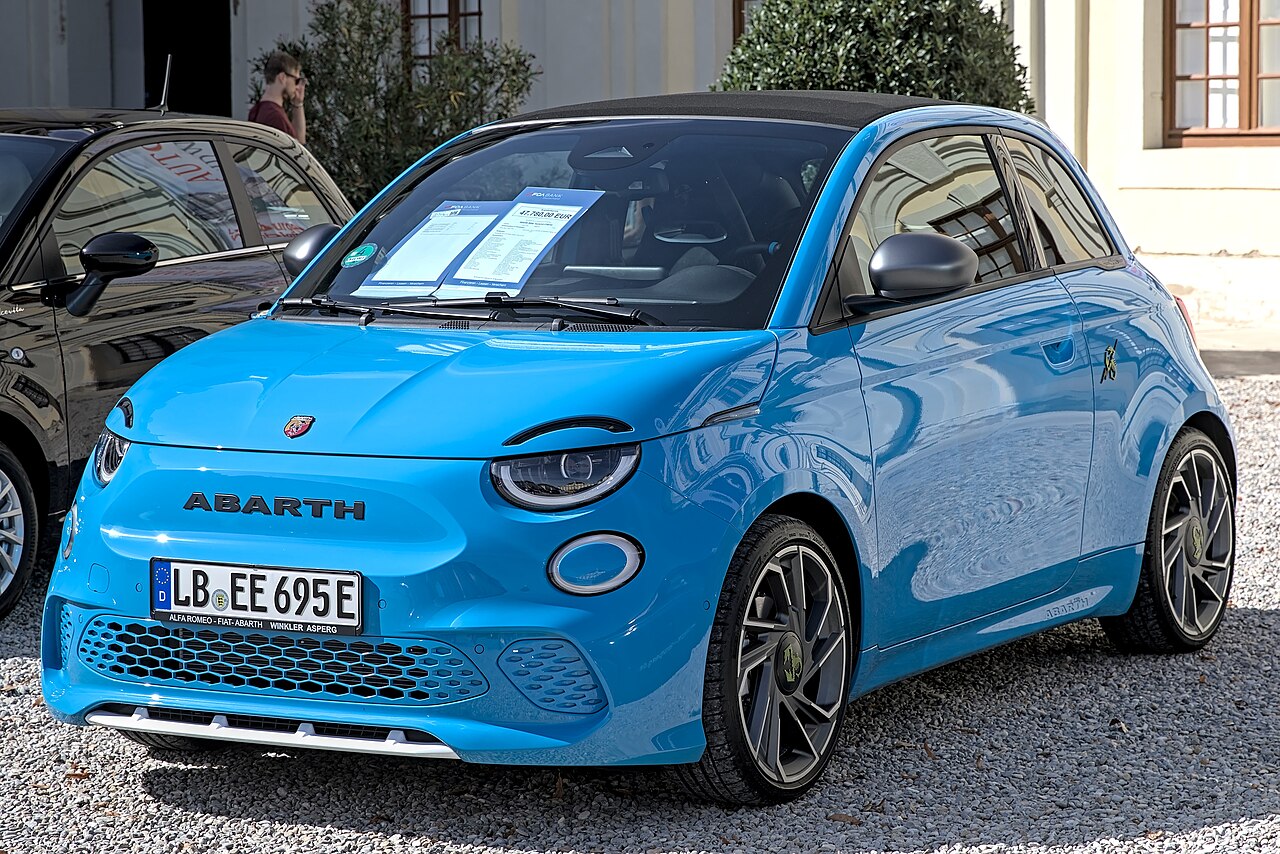 Abarth 500e Scorpionissima