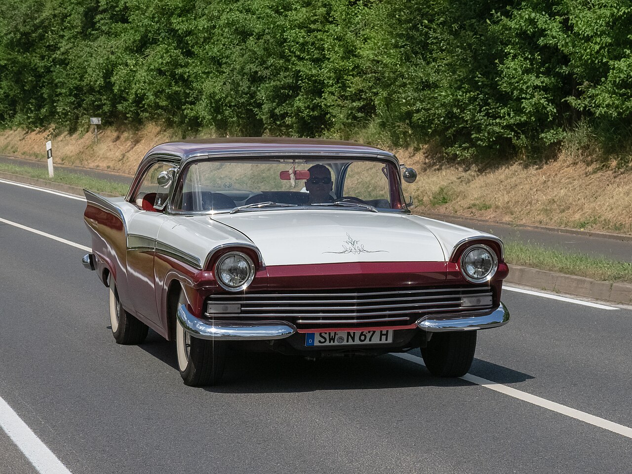 Ford Fairlane 500 Skyliner