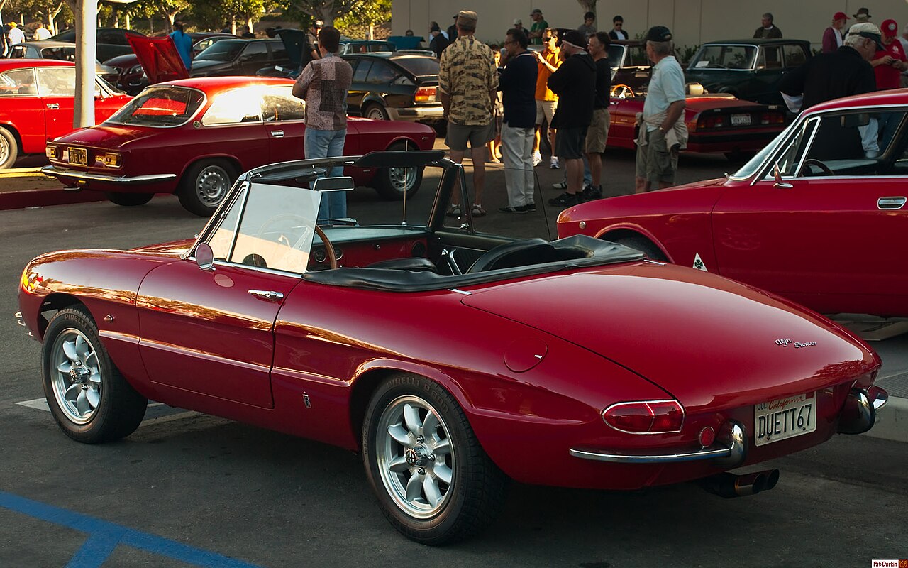 Alfa Romeo Duetto 1750 Spider Veloce