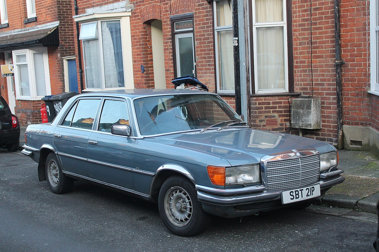 Mercedes-Benz 450 SEL 6.9 W116