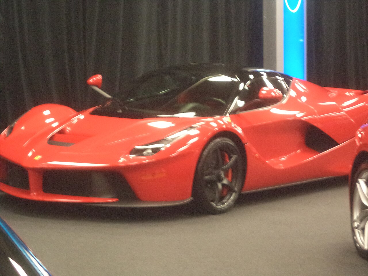 Ferrari LaFerrari Aperta