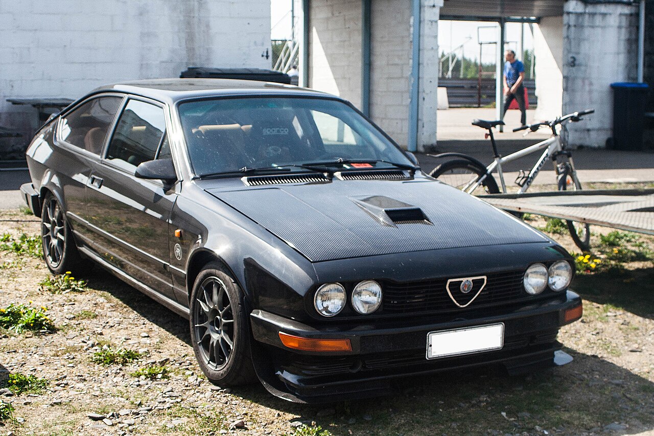 Alfa Romeo GTV6 3.0 Callaway
