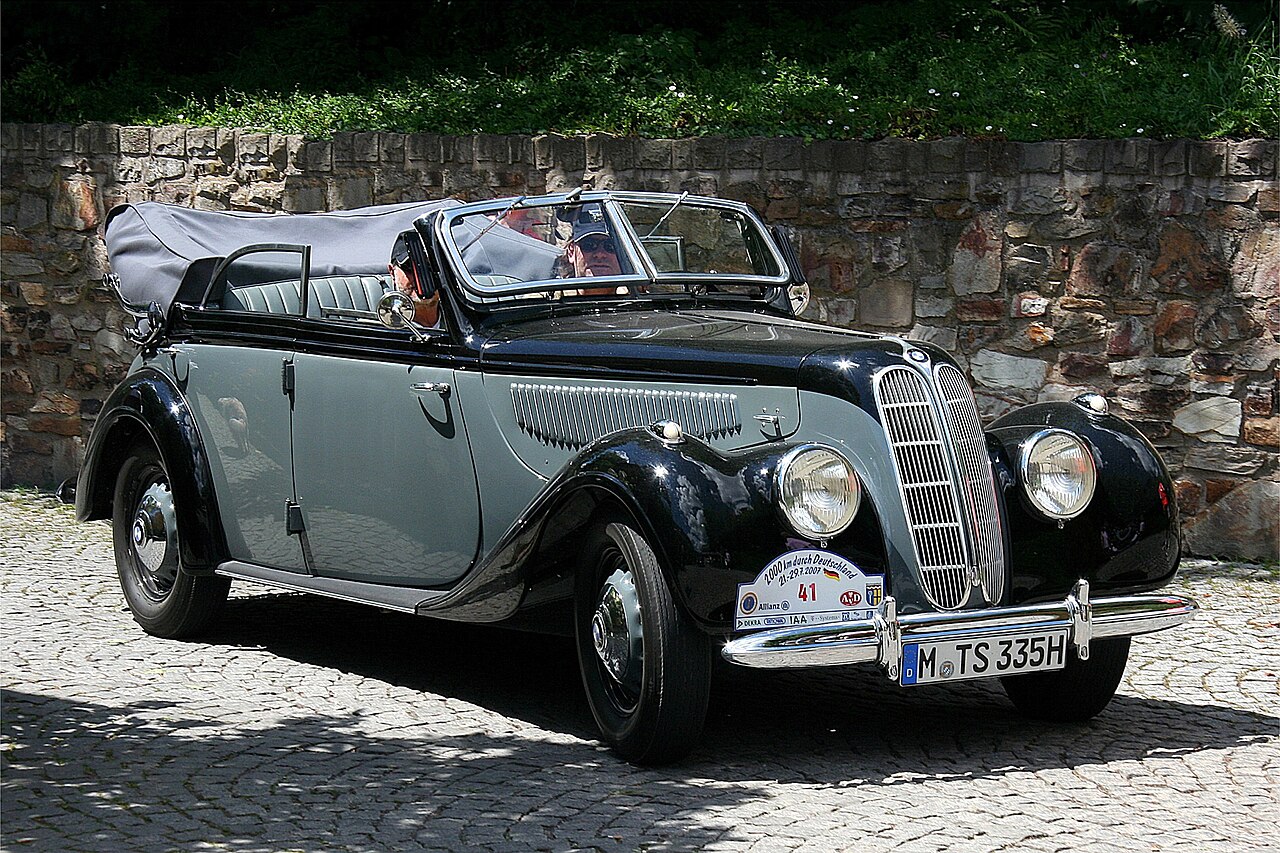 BMW 335 Limousine
