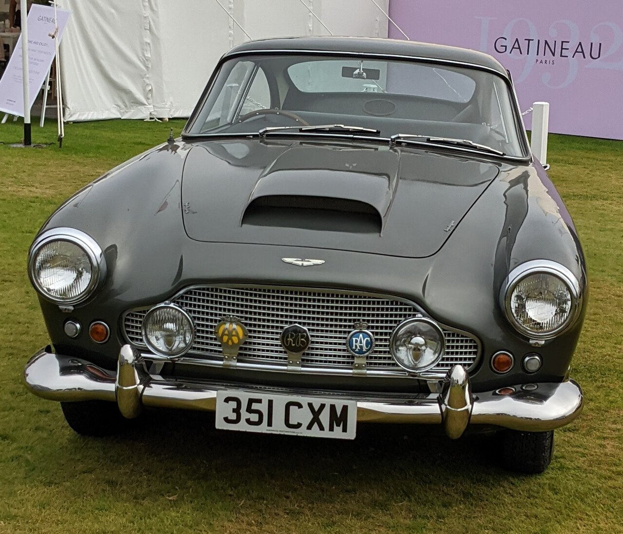 Aston Martin DB4 GT
