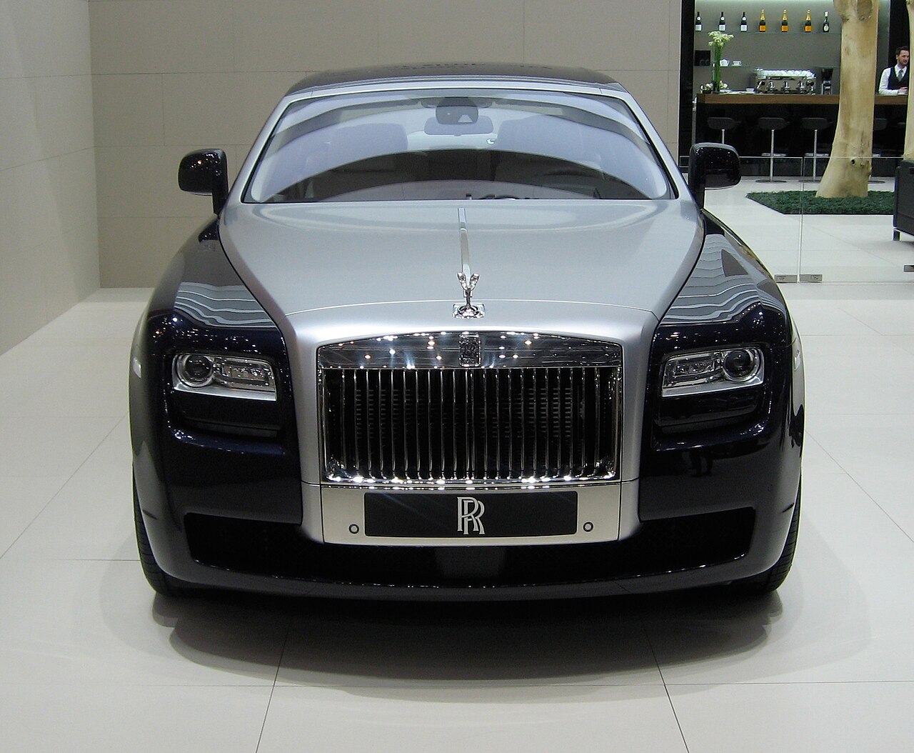 Rolls-Royce Ghost Series I 6.6 V12