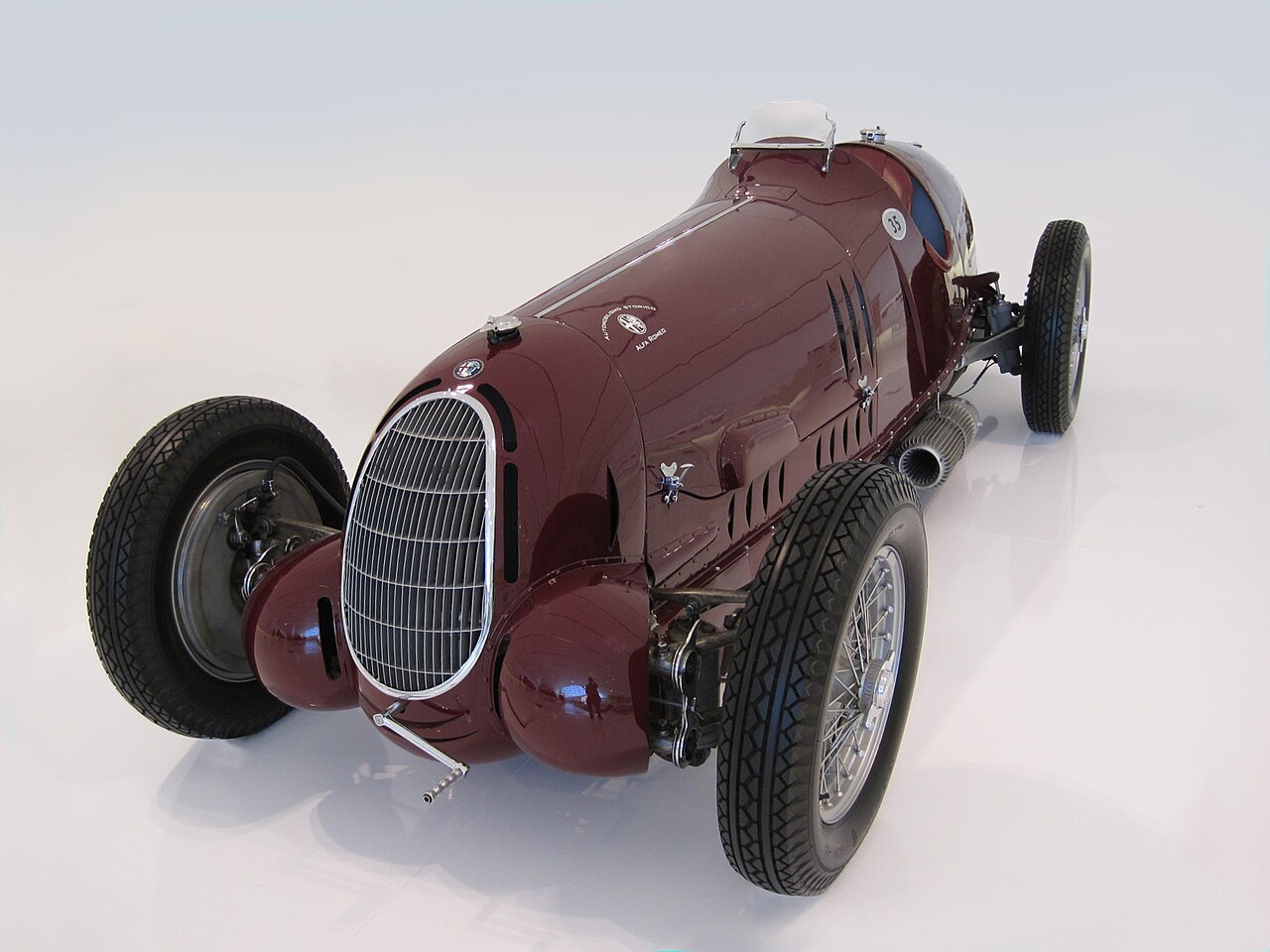 Alfa Romeo 12C