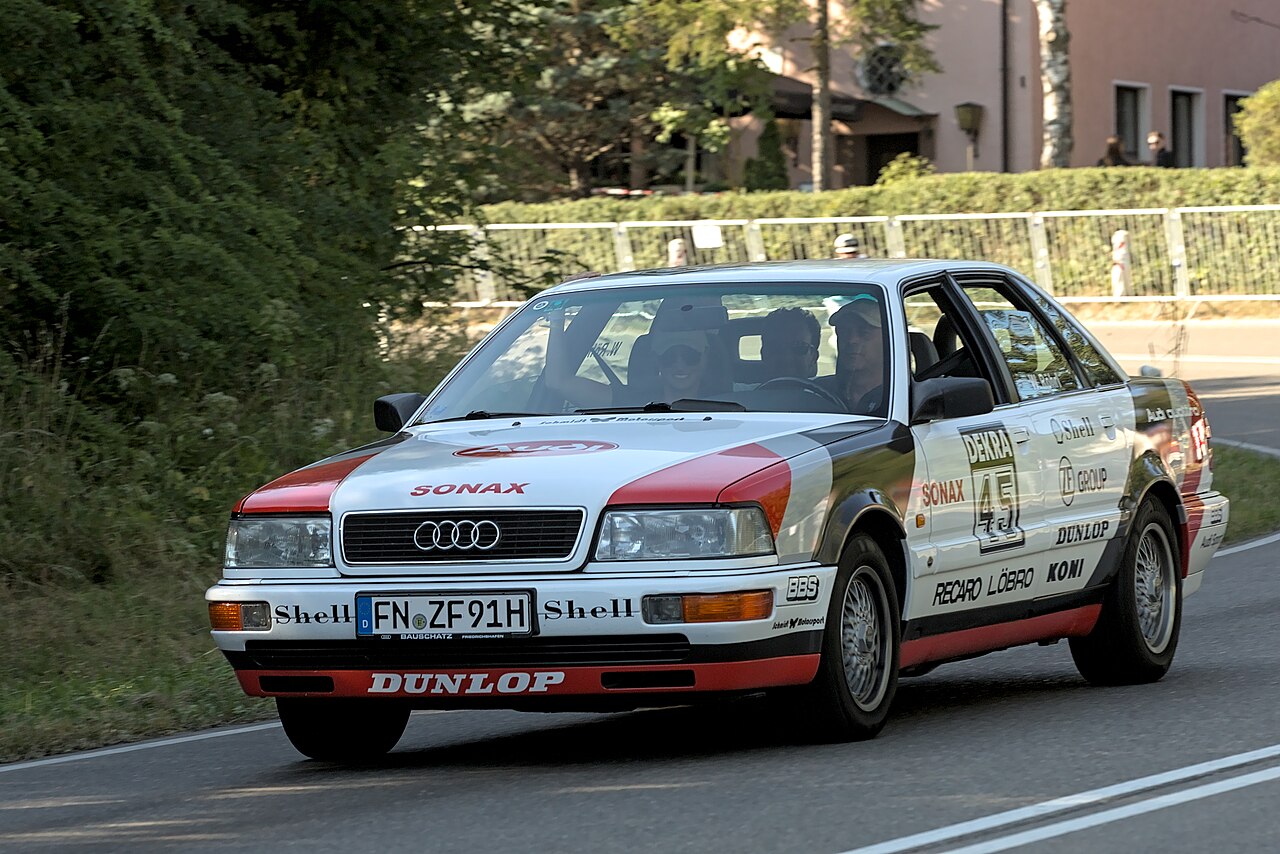 Audi V8