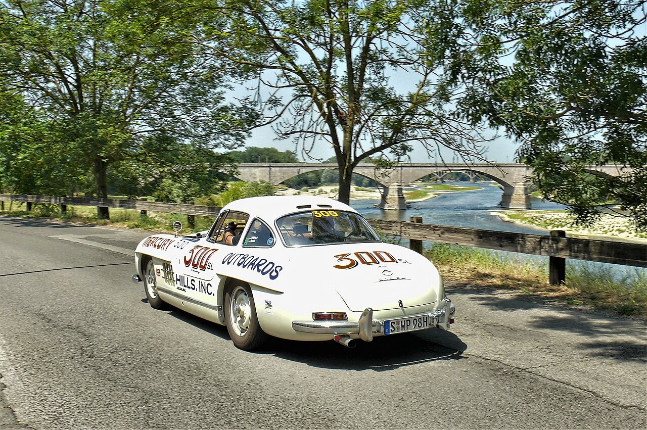 Mercedes-Benz 300 SL
