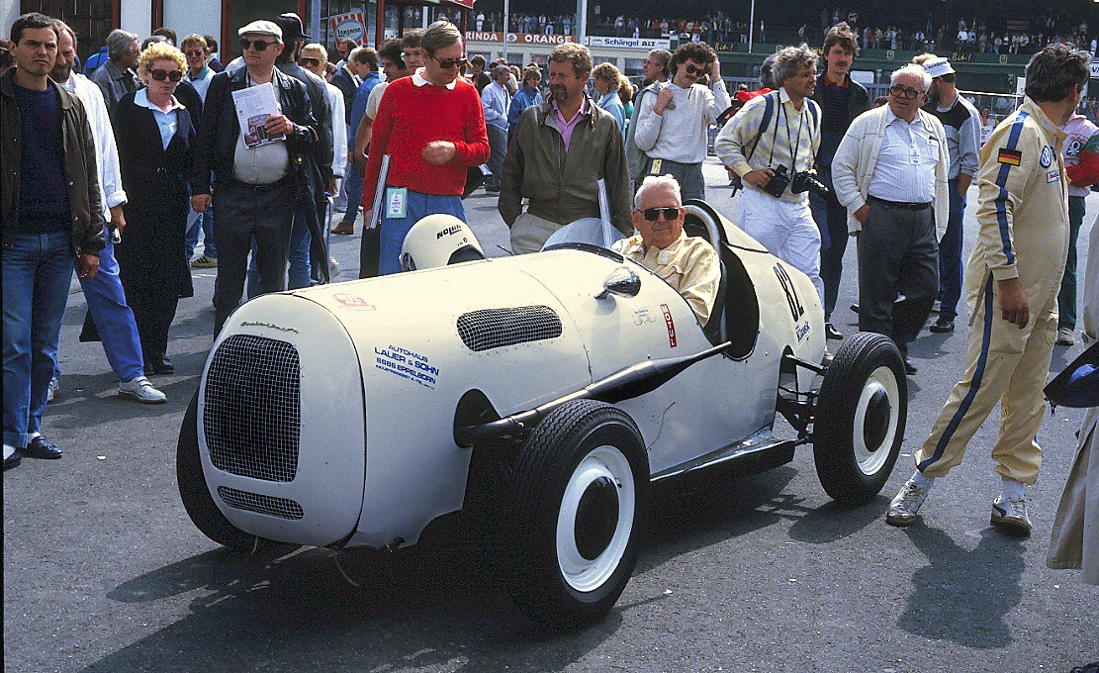 DKW F8