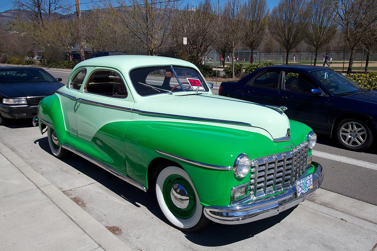 Dodge Custom