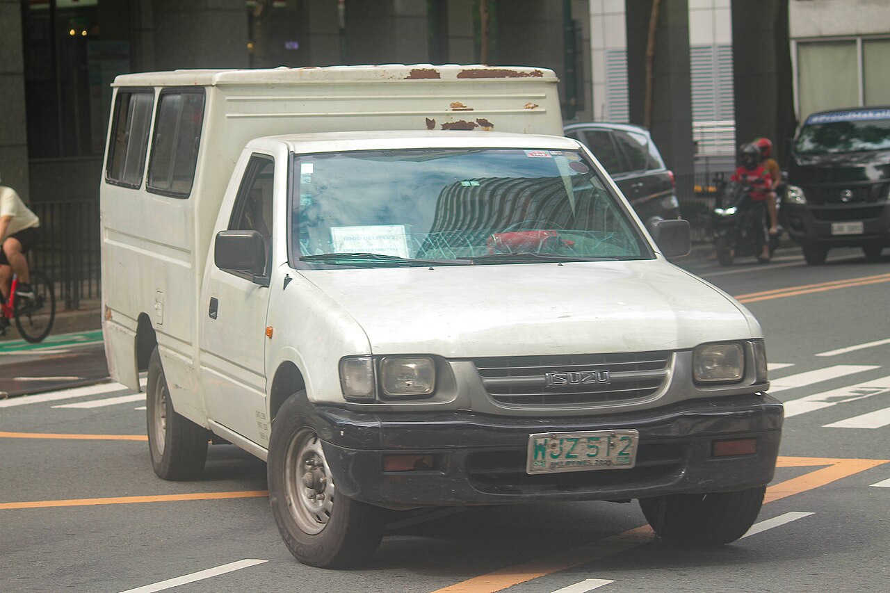 Isuzu Faster