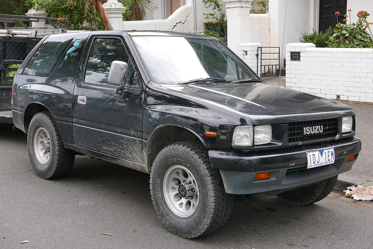 Isuzu MU