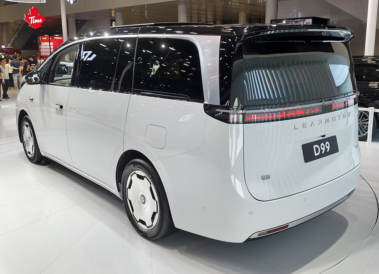 Leapmotor D99
