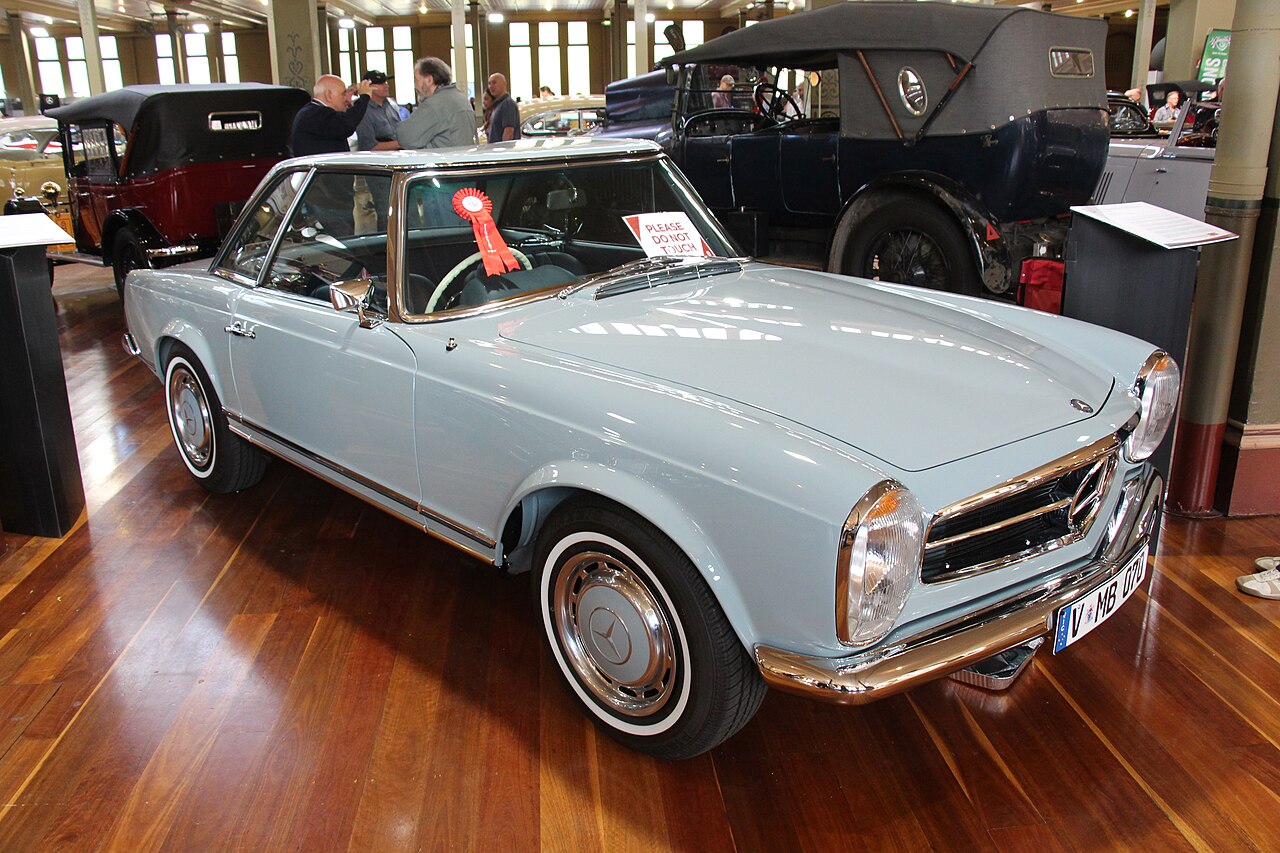Mercedes-Benz W113