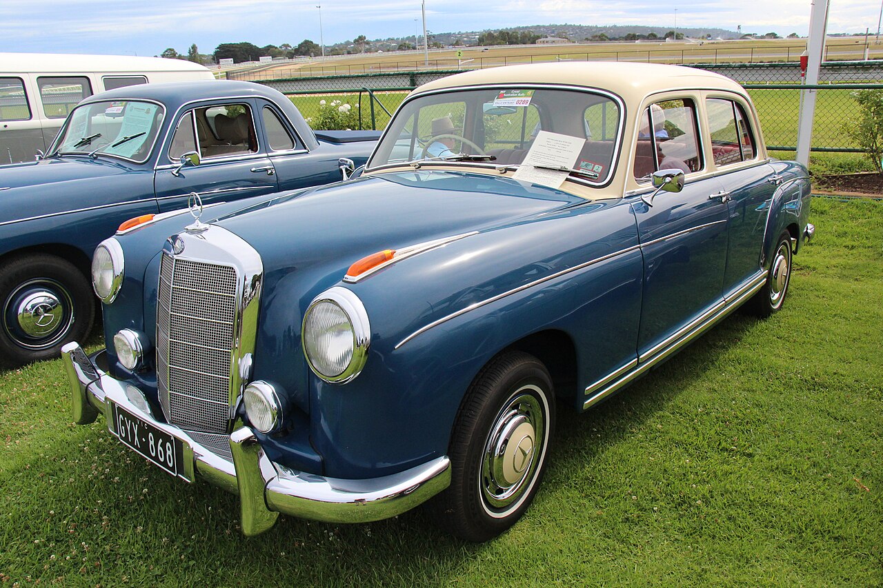 Mercedes-Benz W180