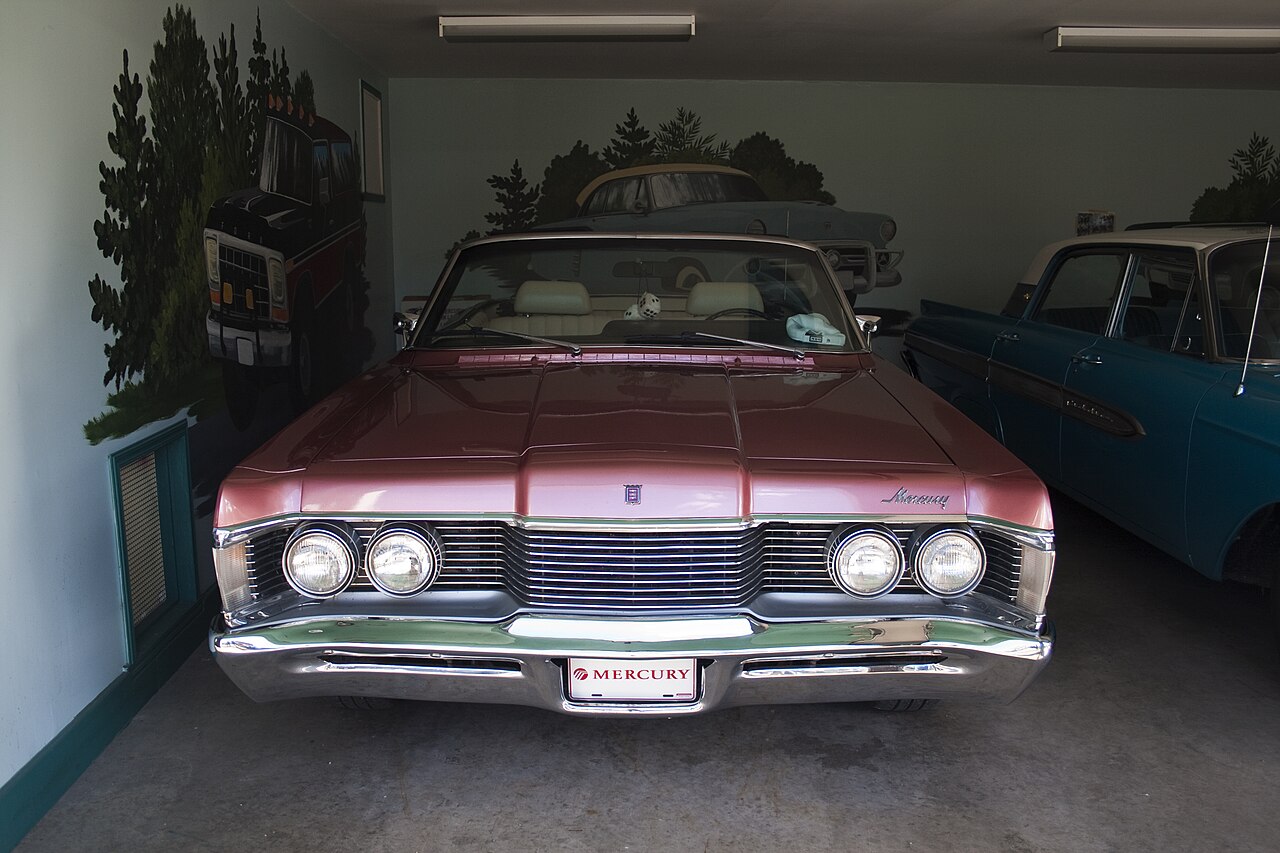 Mercury Marquis