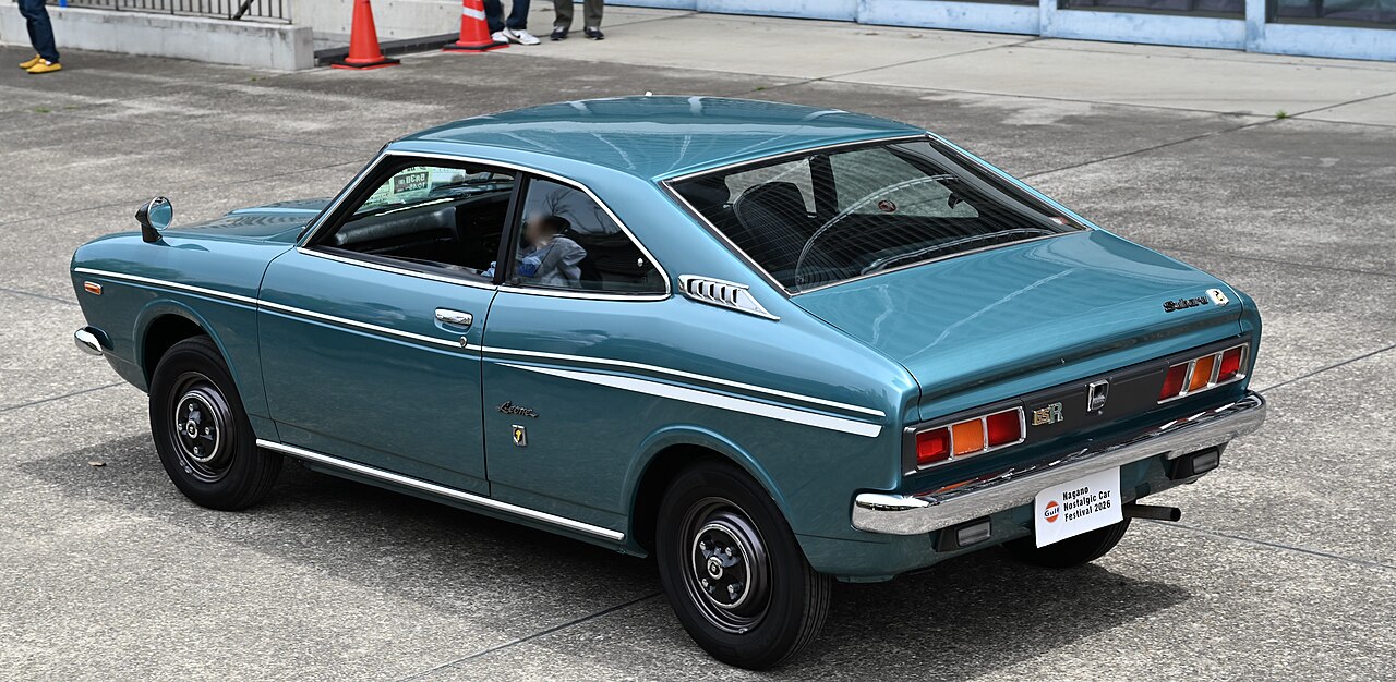 Subaru Leone