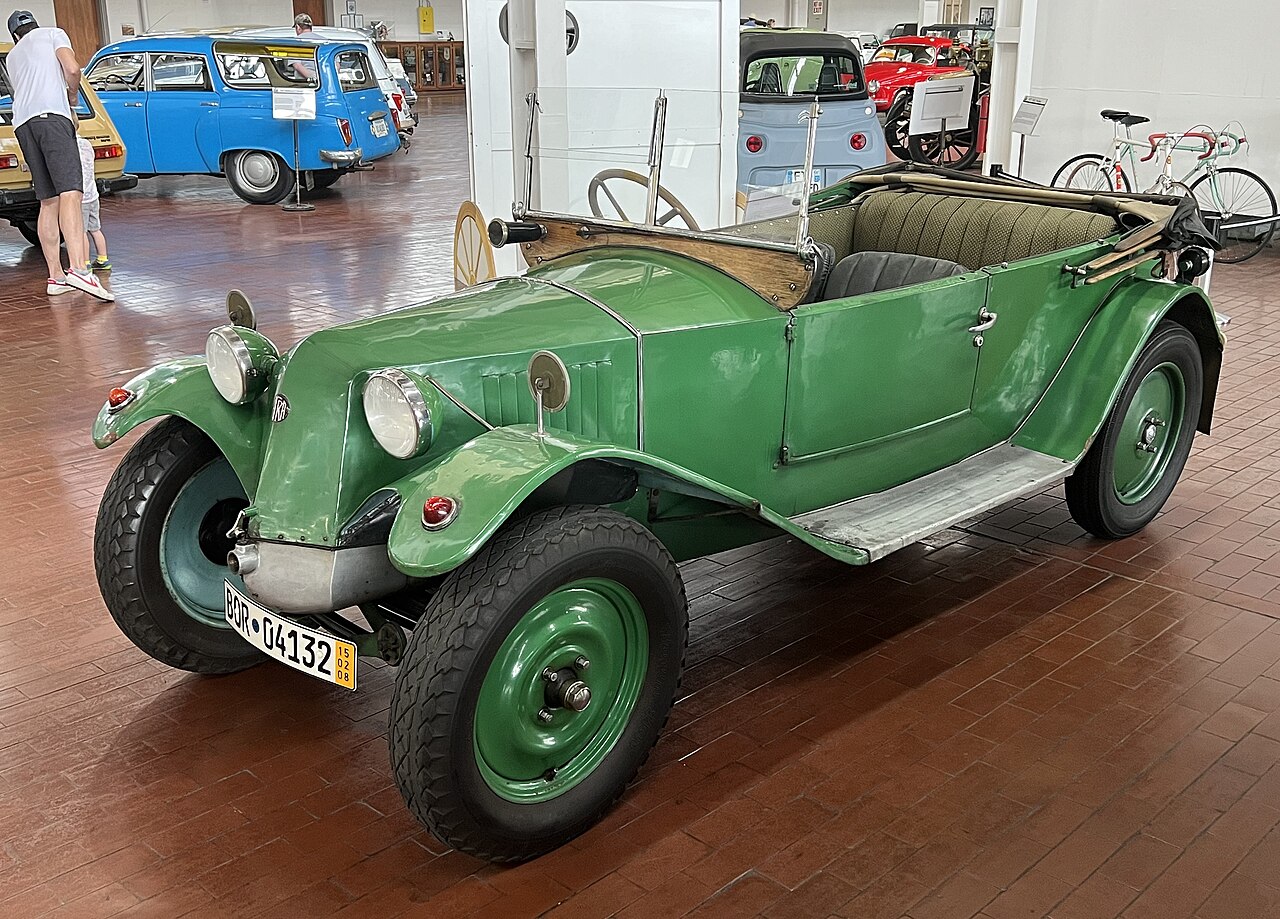 Tatra 11