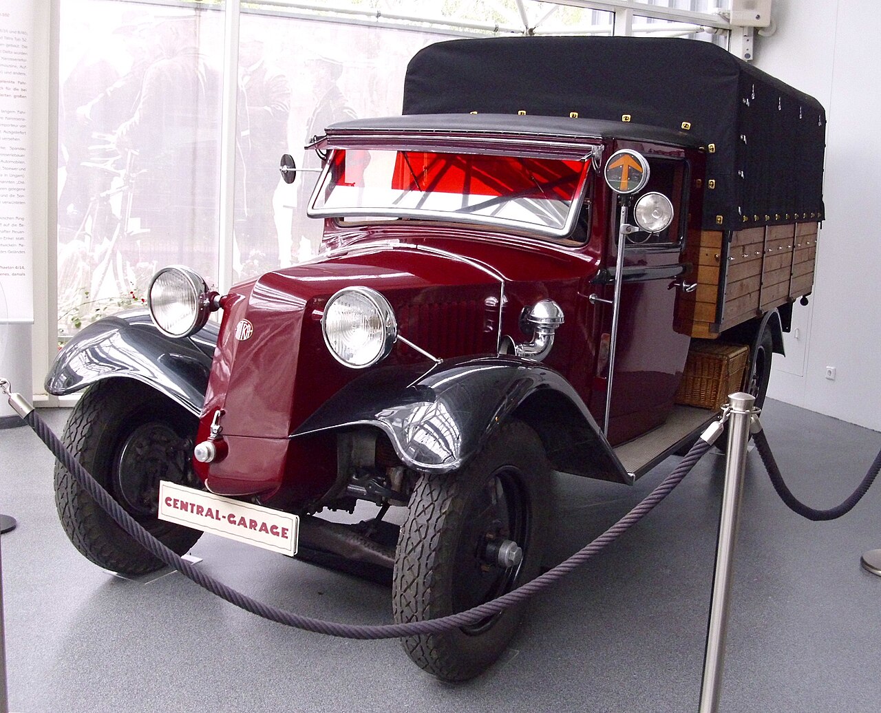 Tatra 52