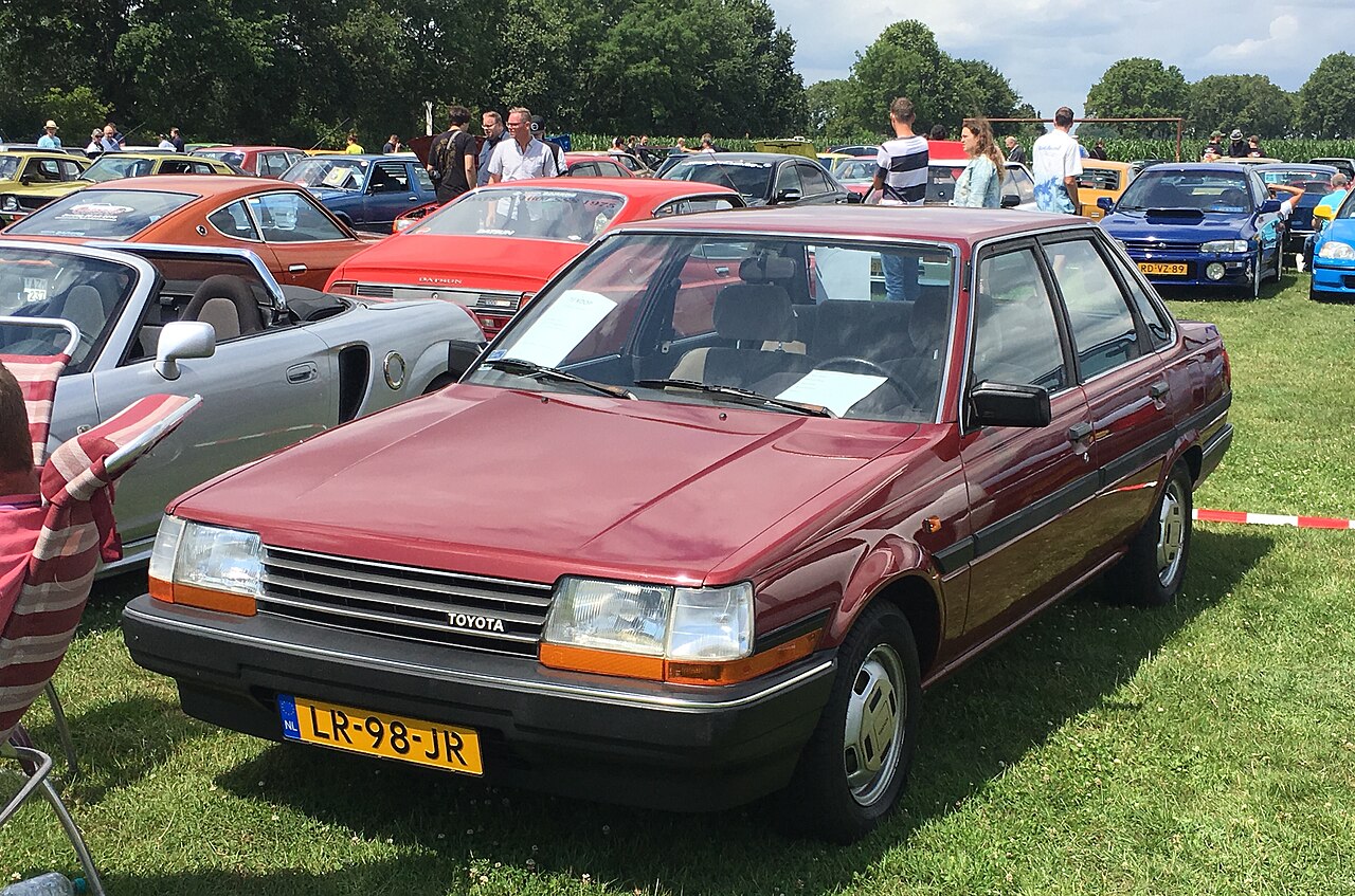 Toyota Carina II
