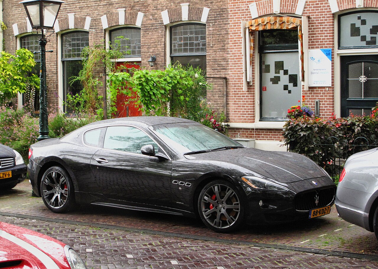Maserati GranTurismo S 4.7 V8
